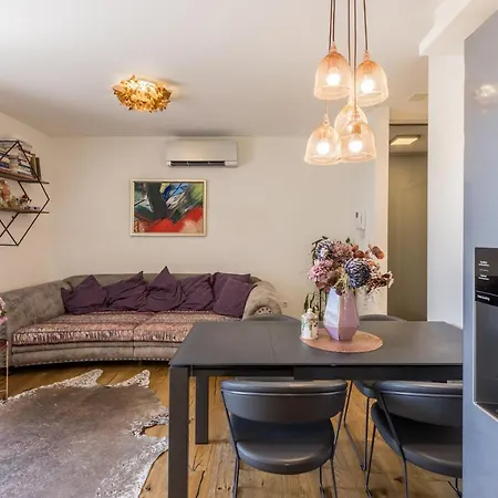 Meli Apartment