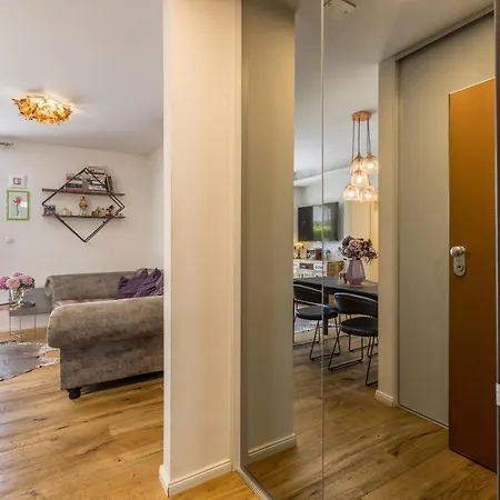 Meli Apartment Split
